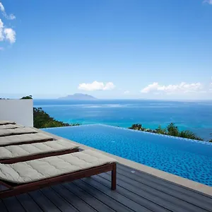 Apartment Paradise Heights Luxury &, Beau Vallon (Mahe)