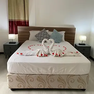  Appartamento Riviere Self Catering