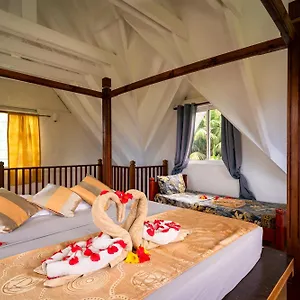  Lodge Lemongrass