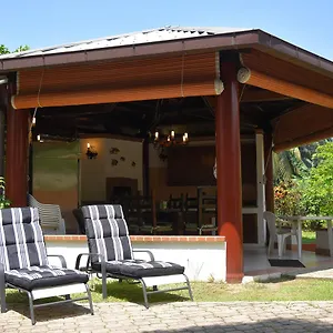  Bed & Breakfast Jessies Seychelles