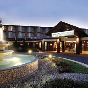4* Ośrodek wypoczynkowy Berjaya Beau Vallon Bay & Casino